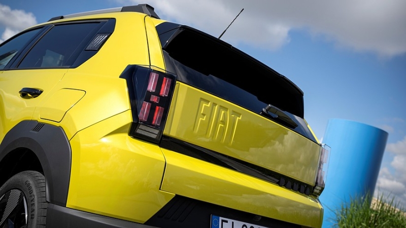 Fiat Grande Panda: старт производства и подробности о новом бюджетном кросс-хэтчбеке