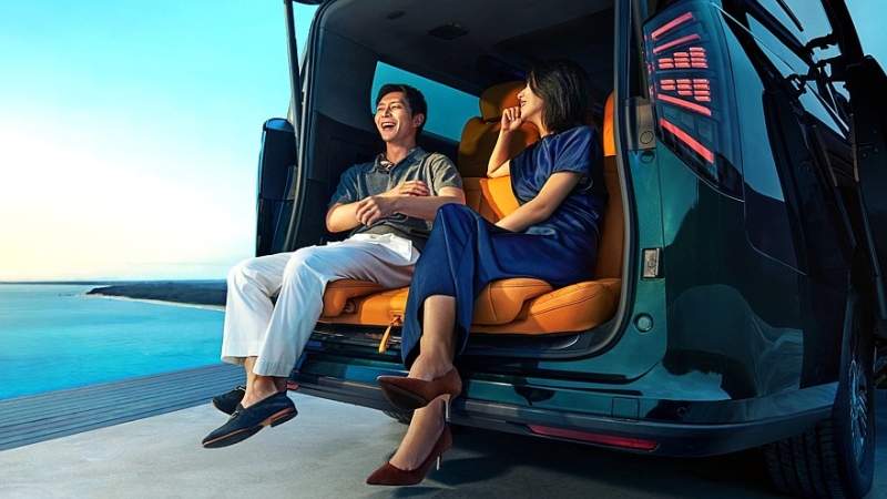 Роскошный минивэн LEVC L380 от Geely выходит на рынок в четырёх версиях