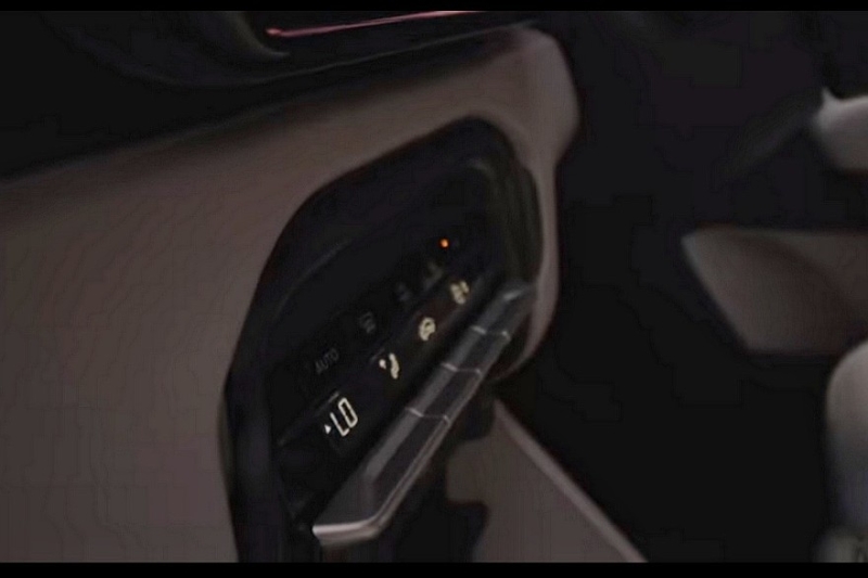 Серийный купеобразный кроссовер Citroen Basalt показался на фото