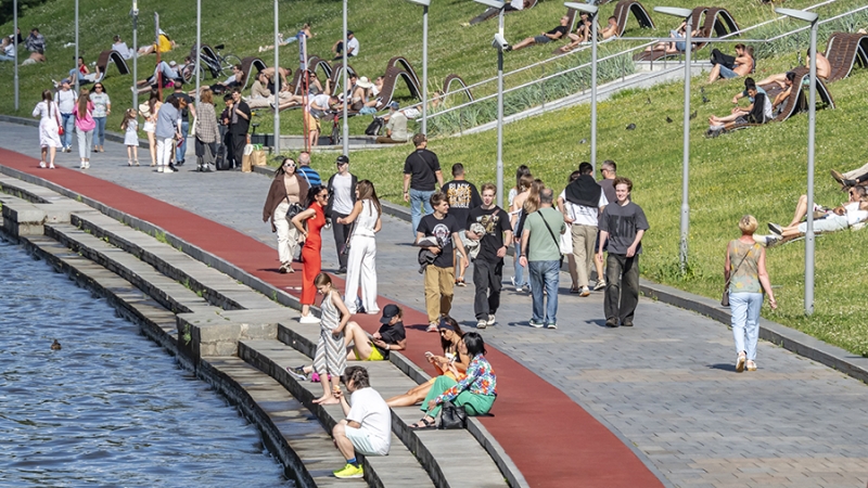 Синоптики пообещали москвичам переменную облачность и до +32 градусов 17 июля