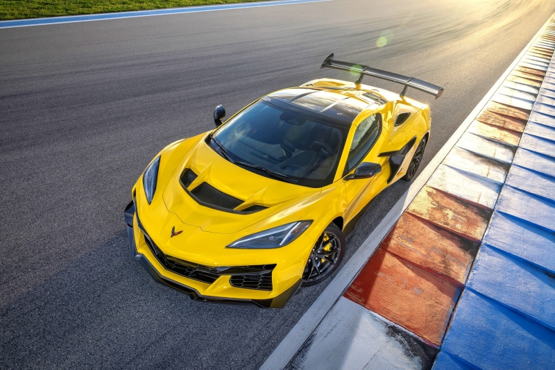 Суперкар Chevrolet Corvette ZR1 оказался мощнее, чем Lamborghini Revuelto