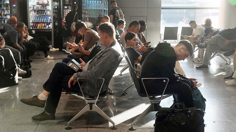 В аэропортах Волгограда и Астрахани ограничили отправку и прием рейсов