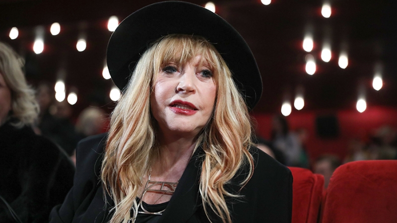 В Госдуме предложили признать Пугачеву иноагентом и лишить ее имущества в России