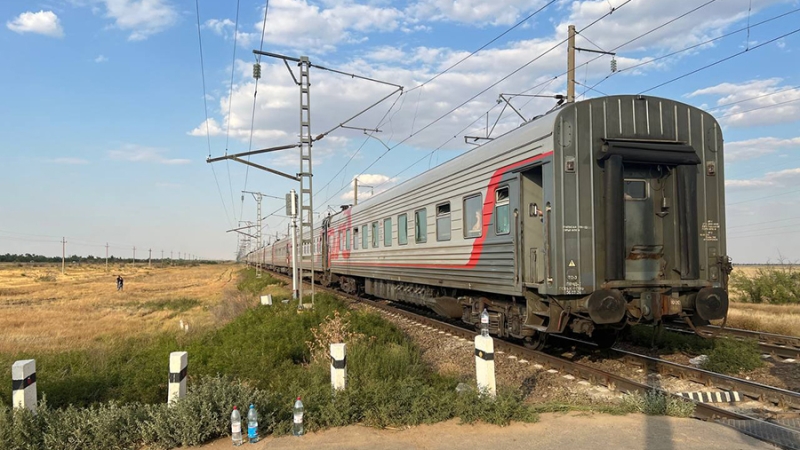 В Волгоградской области частично восстановили движение поездов после крупной аварии