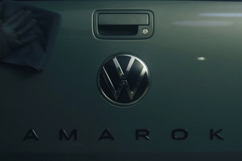 Volkswagen обновил Amarok предыдущего поколения: официальные кадры