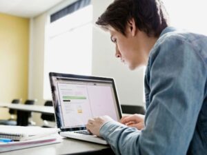 Платформа для онлайн-обучения: эффективный инструмент для повышения качества образования