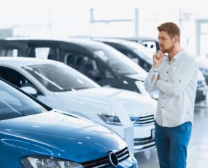 Как выбрать автосалон для успешного приобретения автомобиля