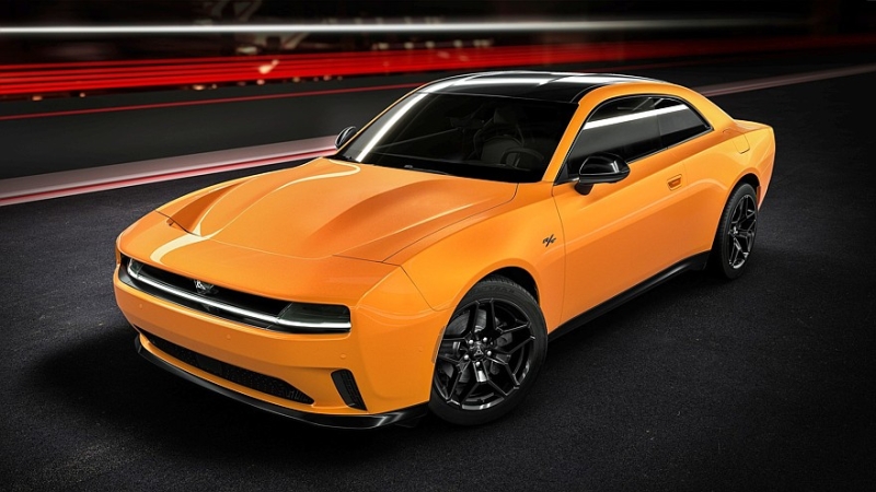 Электрический Dodge Charger Daytona выходит на рынок, бензиновый ожидается в 2025 году