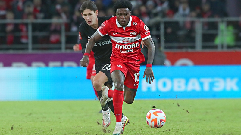 ФНС заблокировала счета российской компании футболиста Квинси Промеса