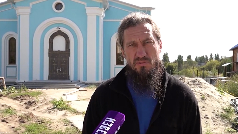 Иеромонах рассказал об ударах ВСУ по храму в Судже во время литургии