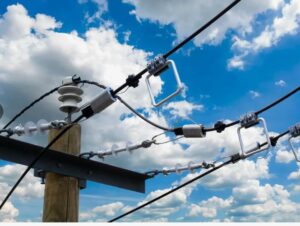 Комплектующие и арматура для строительства ВОЛС и СИП: виды, особенности, применение