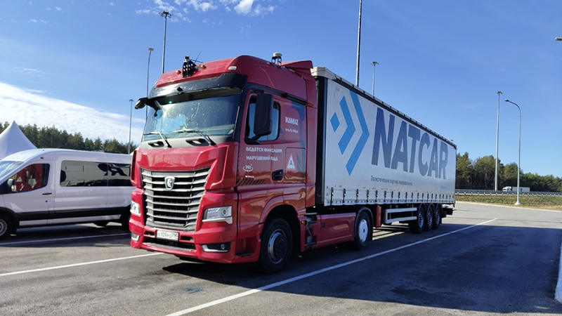 На всей трассе М-11 «Нева» запустили движение грузовиков в беспилотном режиме