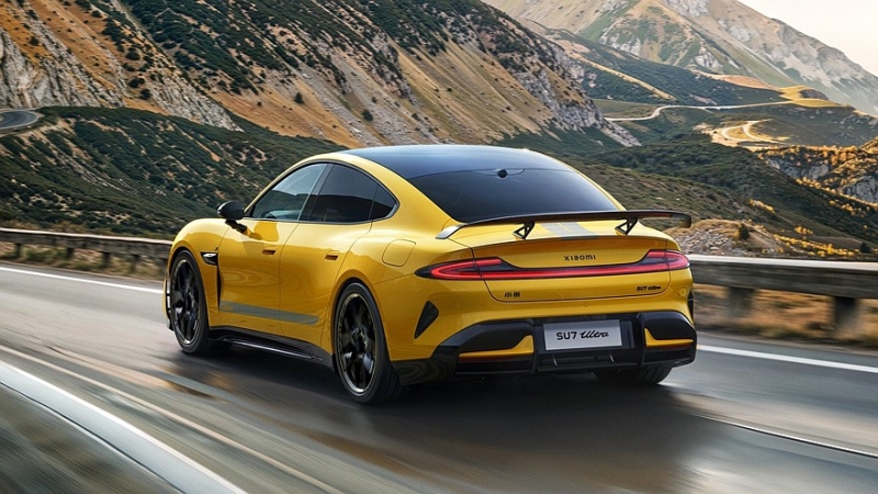 Серийный спортседан Xiaomi SU7 Ultra: три мотора, 1548 л.с. и 1,98 с до «сотни»