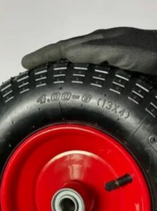 Пневматические колёса с разными типами ступиц: обзор, характеристики и применение