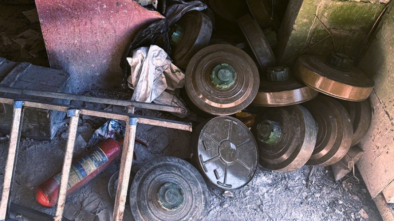 Крупный арсенал с ракетами для ПВО и боеприпасами изъяли в ДНР