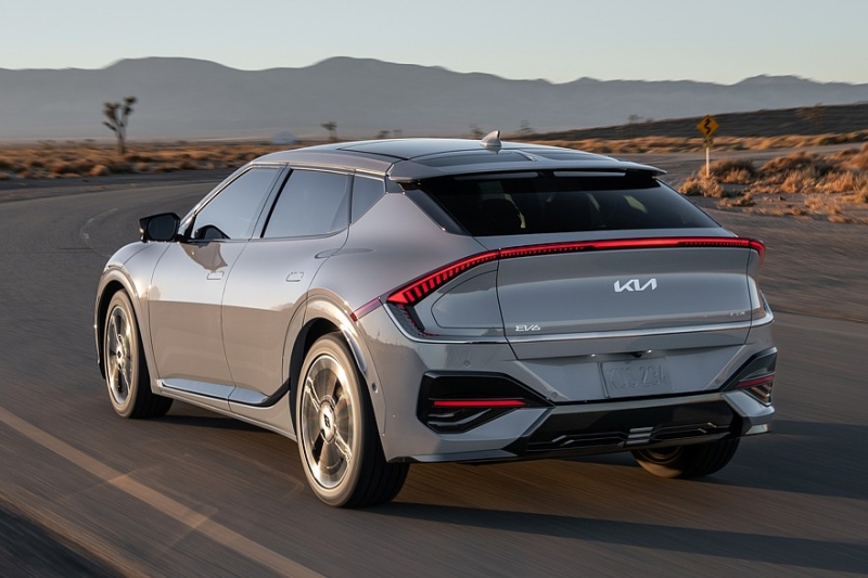 Обновлённый Kia EV6 GT дебютировал в США, он сравнялся по мощности с Hyundai Ioniq 5 N