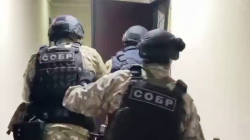 В Санкт-Петербурге задержали пять пособников телефонных мошенников