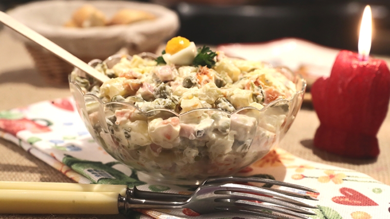 Эксперт дала советы по экономии средств при подготовке праздничного стола