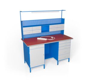 Производственные столы для автомеханика: рекомендации по выбору