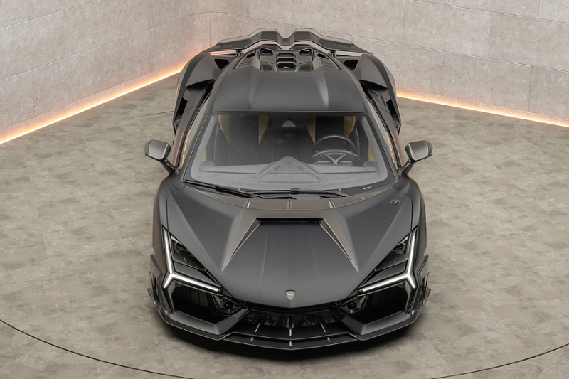 Mansory Initiate на базе Lamborghini Revuelto: подкормленный V12 и новые грани дизайна