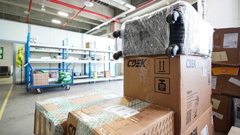 Названы самые необычные посылки россиян