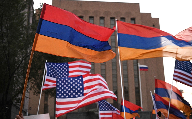 Новый «стратегический курс» Пашиняна: Армения потеряет Севан вслед за Араратом