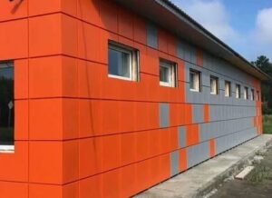 Какие изделия и услуги предоставляет компания «Венса»