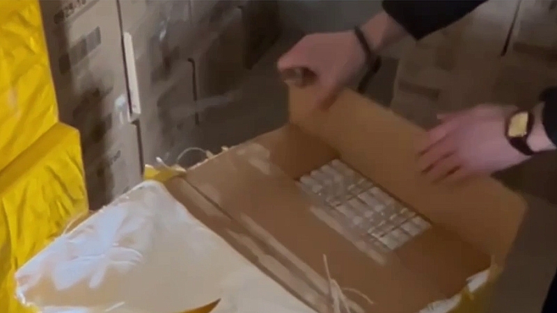 Полиция Читы изъяла из оборота более 100 тыс. пачек контрафактных сигарет
