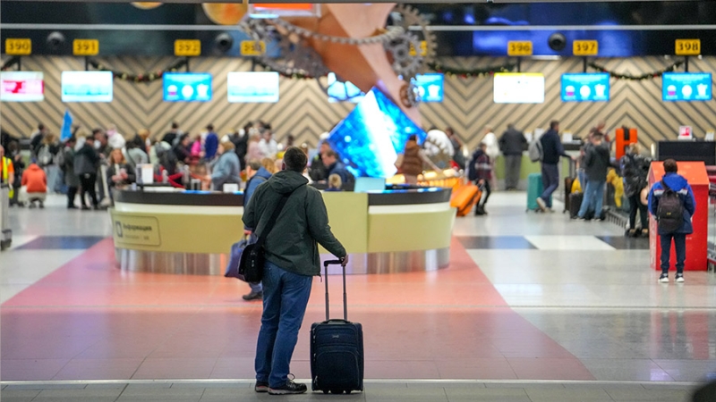 Траты россиян на зарубежные поездки в 2024 году превысили допандемийный уровень