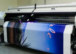 Преимущества срочной печати баннеров