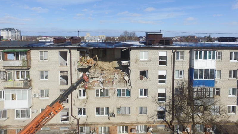 Дом в Белореченске восстановят после частичного обрушения