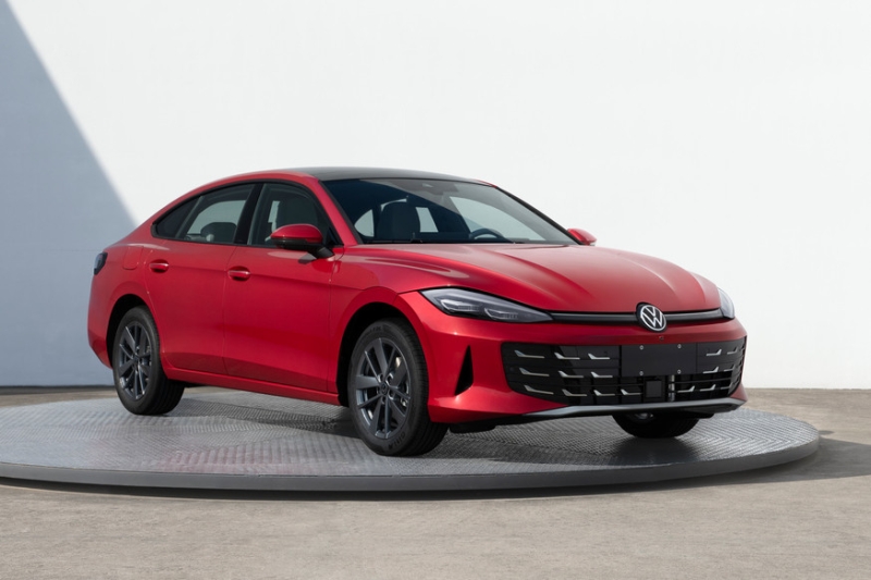 Лифтбек Volkswagen Lamando L: рестайлинг и «горячая» версия GTS