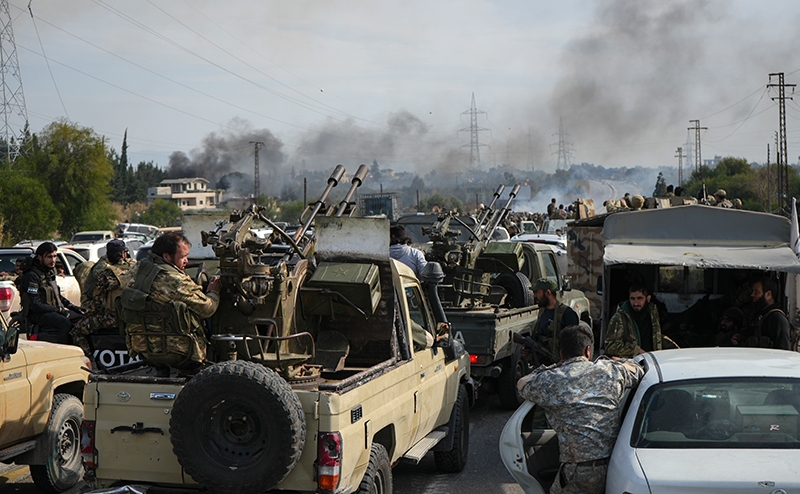 Новые власти Сирии утопили страну в крови. Запад молчит
