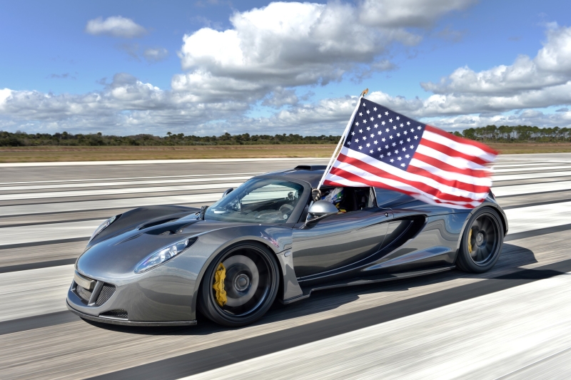 Покупай своё, покупай американское: Дональд Трамп повышает градус торговой войны