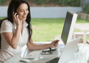 Как получить востребованную профессию, не выходя из дома