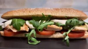 Сэндвич с курицей: вкусный и сытный перекус