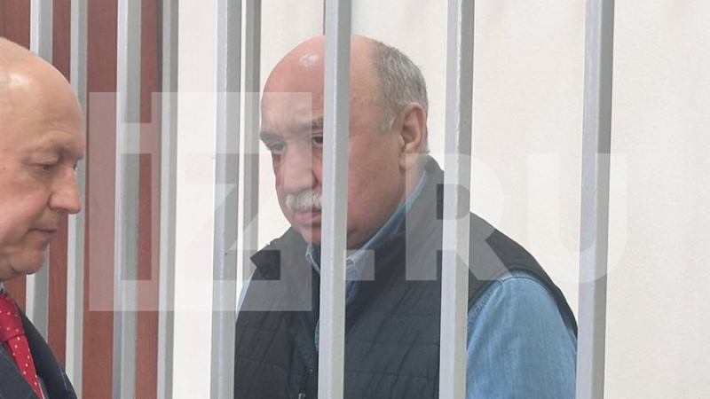 Для экс-ректору КФУ запросили 25 лет колонии по делу об убийстве