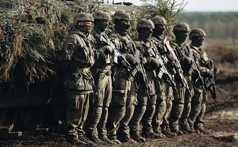 Евромазохизм на марше: «Пусть Россия сделает нам больно!»