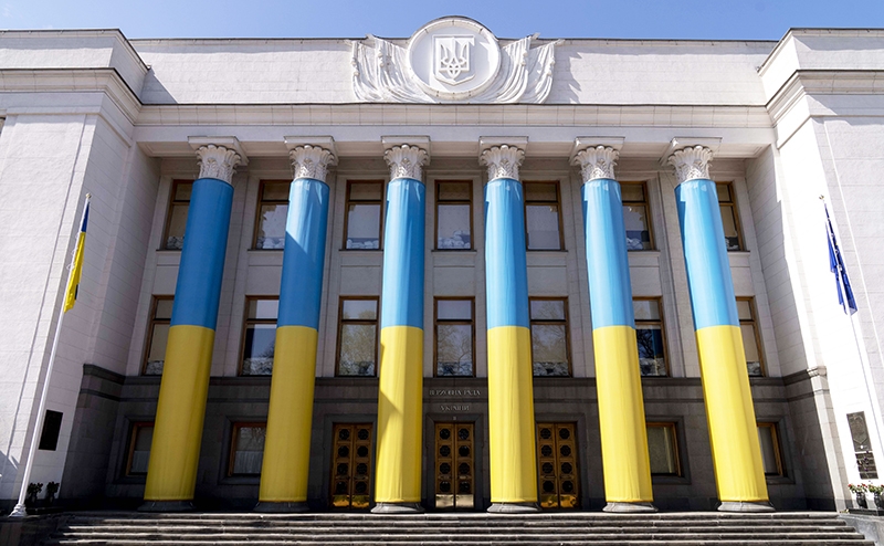 «Формула Дмитрука»: Верховная Рада может завершить конфликт на Украине в течение суток