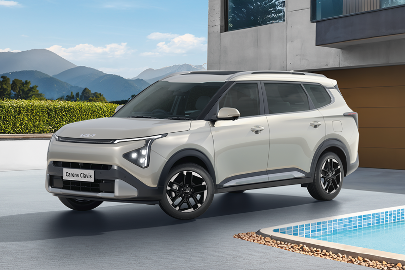 Kia полностью рассекретила «престижный» кроссвэн Carens Clavis