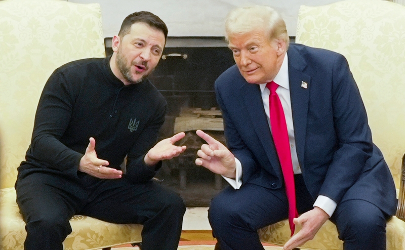 Трамп, общаясь с Зеленским, превращается в клоуна