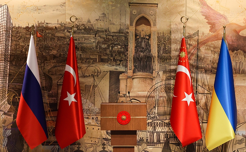 Встретимся в Стамбуле: Путин нанес ночной контрудар по «Коалиции желающих»