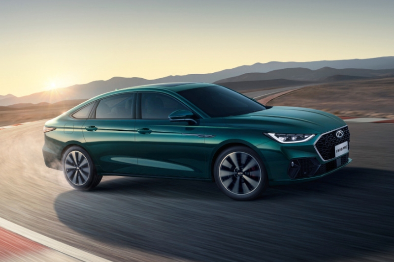 Chery Arrizo 8 Pro: новый мотор и оригинальный облик, на подходе ещё более мощная версия