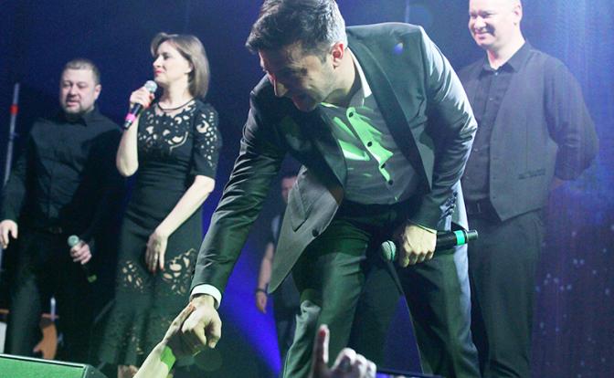 «Кошельки» Зеленского бегут из Украины: «Квартал 95» расползается по миру с чемоданами денег