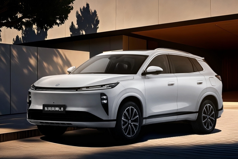 Кроссовер Dongfeng Aeolus L8, который привезут в Россию: новые фото