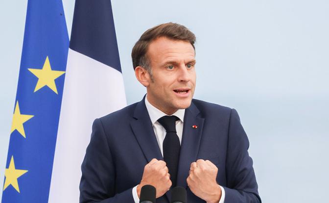 Макрон снова петушится: Меня на Ближнем Востоке знают все. А Путин кто такой?