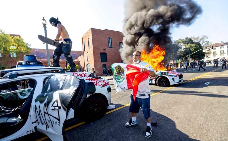 Мигрантские погромы в США: Незалежная Калифорния — это еще не сейчас