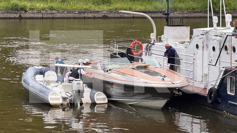Выпавший из катера в подмосковных Химках пятилетний ребенок найден мертвым