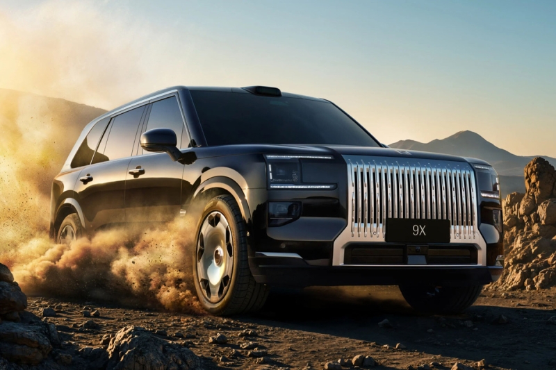 К выходу на рынок готовится флагманский кроссовер Zeekr 9X: салон и подробности о технике