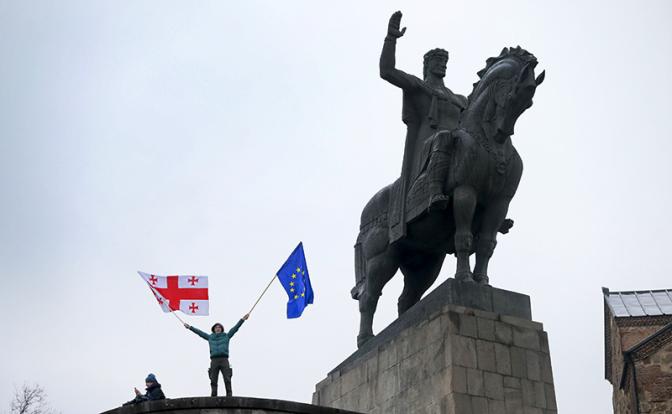 НАТО готово открыть «второй фронт»: Брюссель строит планы по захвату Тбилиси